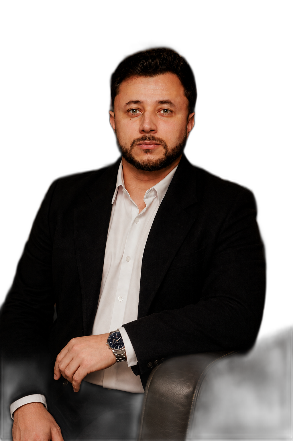 Dr. Lucas Eduardo Gomes no escritório, em Videira/SC